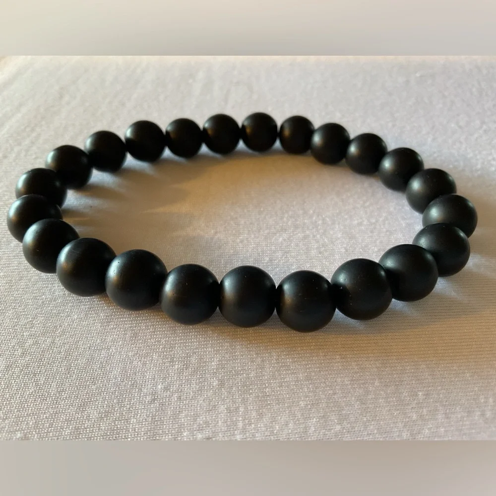 MEN’S BLACK ONYX STRETCH BRACELET